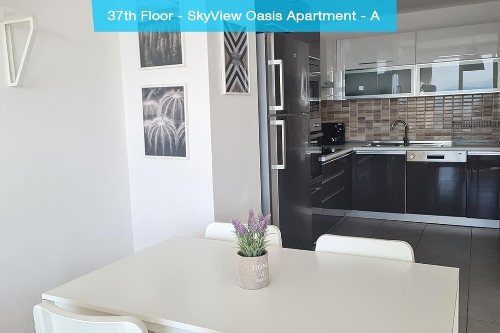 37Th Floor - Skyview Oasis - A Apartment สโกเปีย ภายนอก รูปภาพ