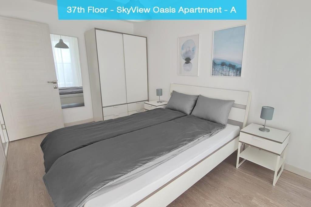 37Th Floor - Skyview Oasis - A Apartment สโกเปีย ภายนอก รูปภาพ
